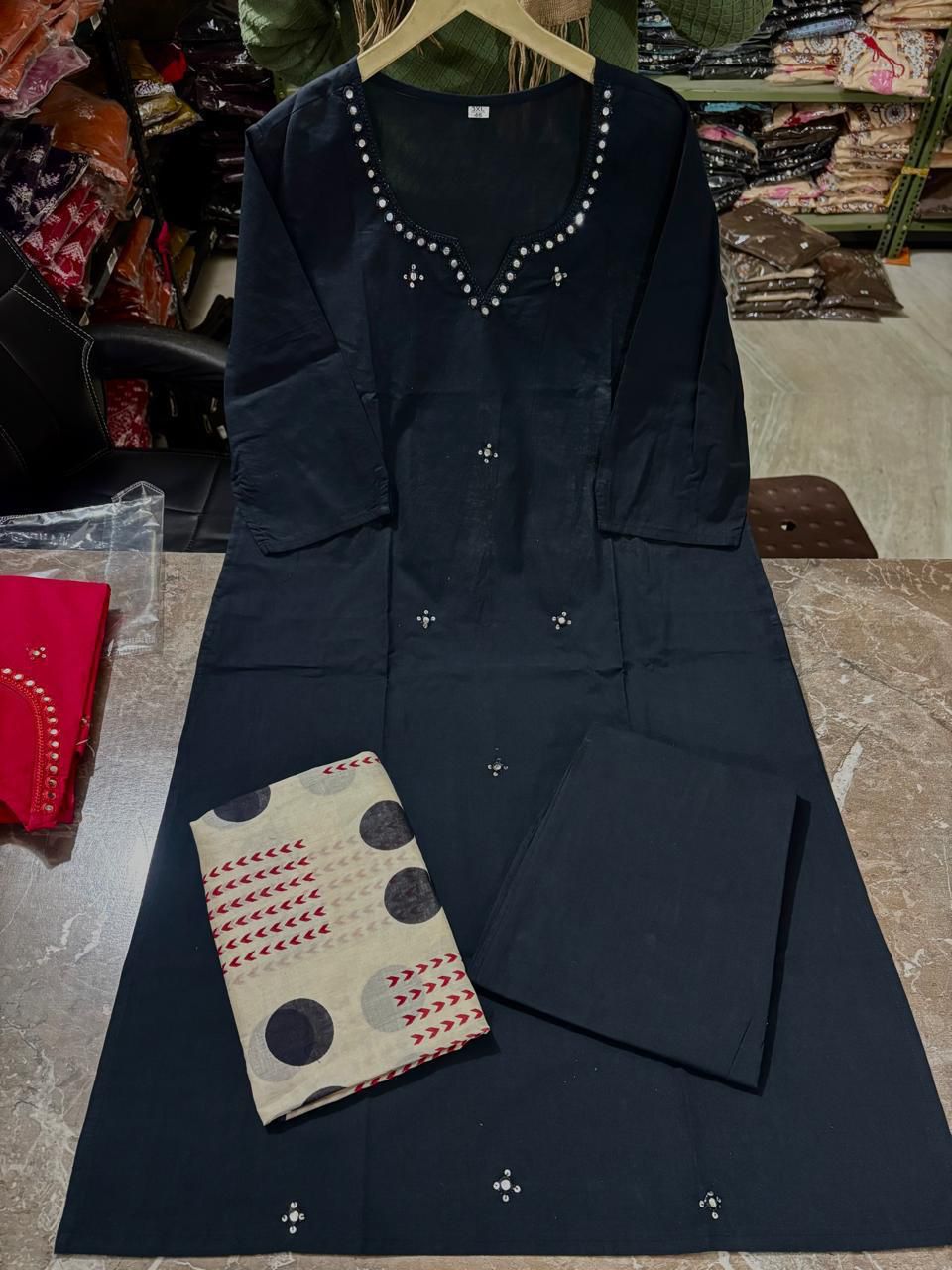 Elegance Straight-Cut Suit Set